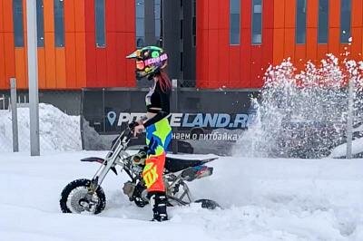 Режим работы салонов МотоЖизнь в новогодние праздники